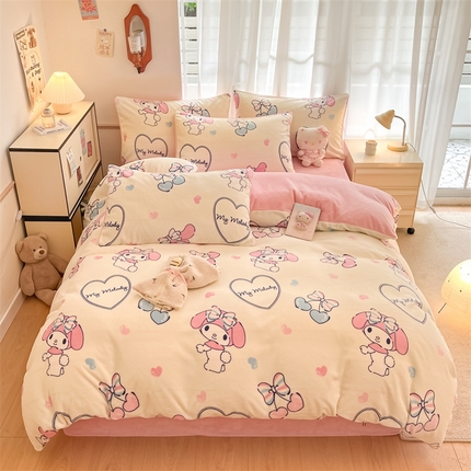 91家纺网 家纺一手货源 找家纺 星座家纺 2025新款三丽鸥小版牛奶绒四件套 樱桃美乐蒂