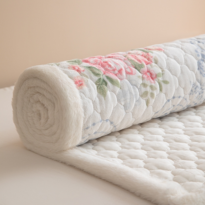 91家纺网 家纺一手货源 找家纺 慕尚家纺 2025牛奶绒床盖床褥被套三件套四件套 床垫-画意