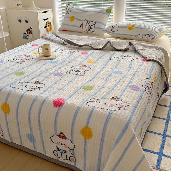 91家纺网 家纺一手货源 找家纺 美梦家纺 2024新款牛奶绒简单款夹棉床盖三件套 乖乖狗