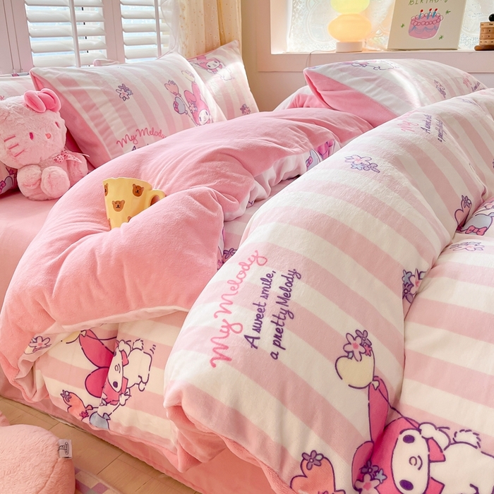 91家纺网 家纺一手货源 找家纺 星座家纺 2025新款三丽鸥小版牛奶绒四件套 甜甜美乐蒂