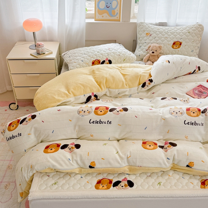 91家纺网 家纺一手货源 找家纺 慕尚家纺 2025牛奶绒床盖床褥被套三件套四件套 床垫-快乐乐园