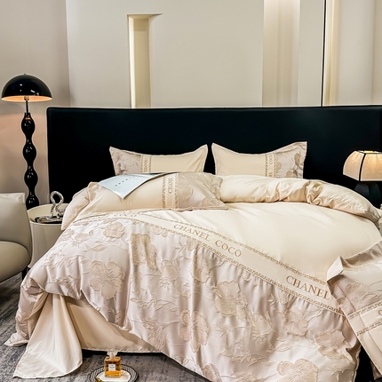 宅家居 2024新款轻奢拼接亲肤精梳棉磨毛浮雕刺绣四件套-珍妮花房 珍妮花房-香槟金