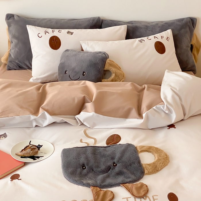 91家纺网 家纺一手货源 找家纺 朗莎家纺 2024新款卡通系列磨毛五件套 咖富即贵