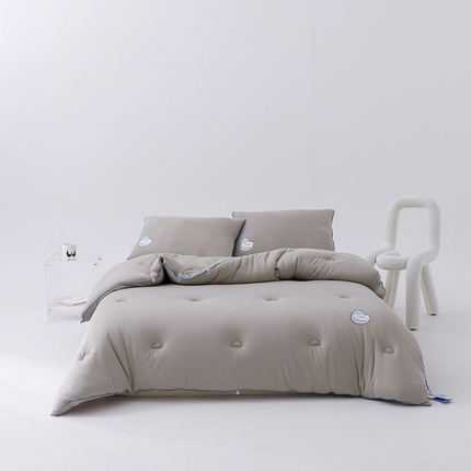 91家纺网 家纺一手货源 找家纺 （总）CINNY馨宜 2025新款A类针织云感被云柔被冬被春秋被