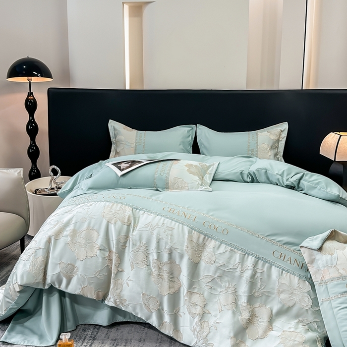 91家纺网 家纺一手货源 找家纺 宅家居 2024新款轻奢拼接亲肤精梳棉磨毛浮雕刺绣四件套-珍妮花房 珍妮花房-抹茶绿