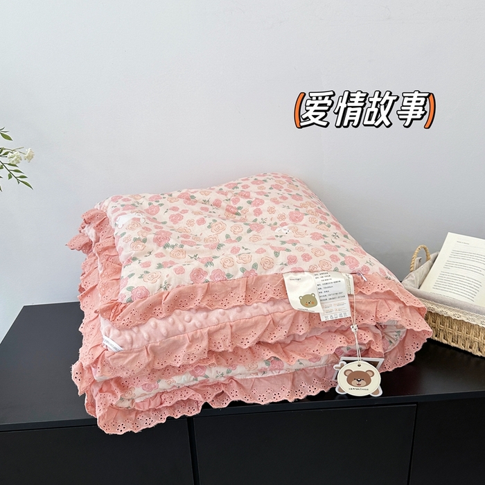 91家纺网 家纺一手货源 找家纺 佰织鑫家居 2024新款全棉法式花边懒人豆豆被 爱情故事