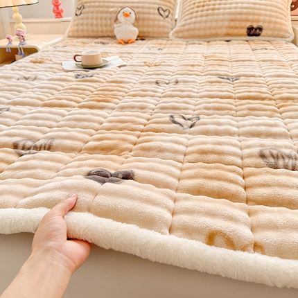 91家纺网 家纺一手货源 找家纺 （总）喜居 2024新款A类兔毛泡泡牛奶绒床垫