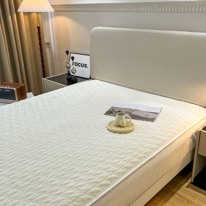 91家纺网 家纺一手货源 找家纺 （总）LADYCOCO可可家居 2024新款超柔牛奶绒夹棉保暖床笠