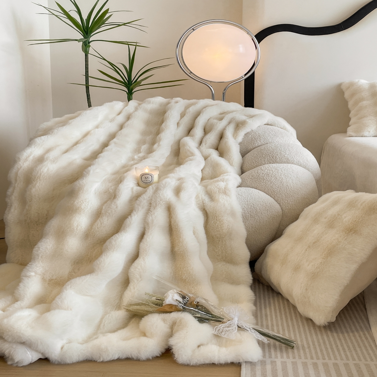 91家纺网 家纺一手货源 找家纺 凉百百 2024新款保暖大泡泡兔毛绒四件套  奶白 