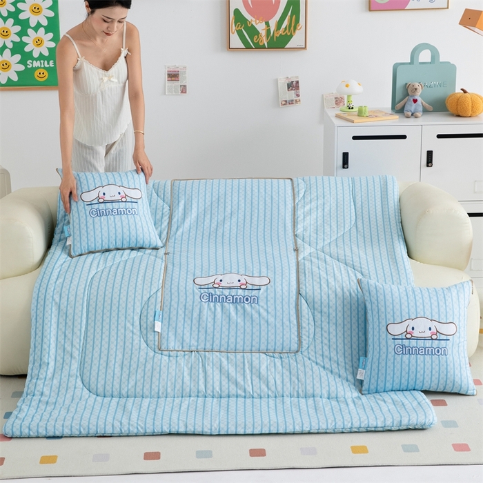 91家纺网 家纺一手货源 找家纺 照世家纺 2024新款三丽鸥抱枕被（优惠卷后价格不能低于56/75/88） 玉桂狗