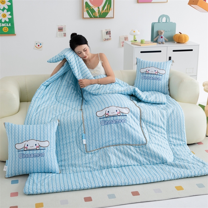 91家纺网 家纺一手货源 找家纺 照世家纺 2024新款三丽鸥抱枕被（优惠卷后价格不能低于56/75/88） 玉桂狗