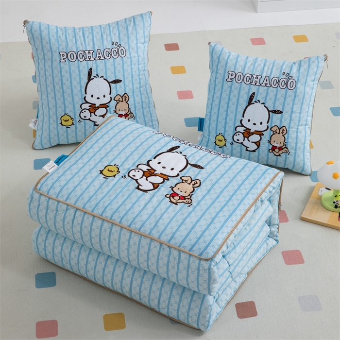 91家纺网 家纺一手货源 找家纺 照世家纺 2024新款三丽鸥抱枕被（优惠卷后价格不能低于56/75/88） 帕恰狗-蓝