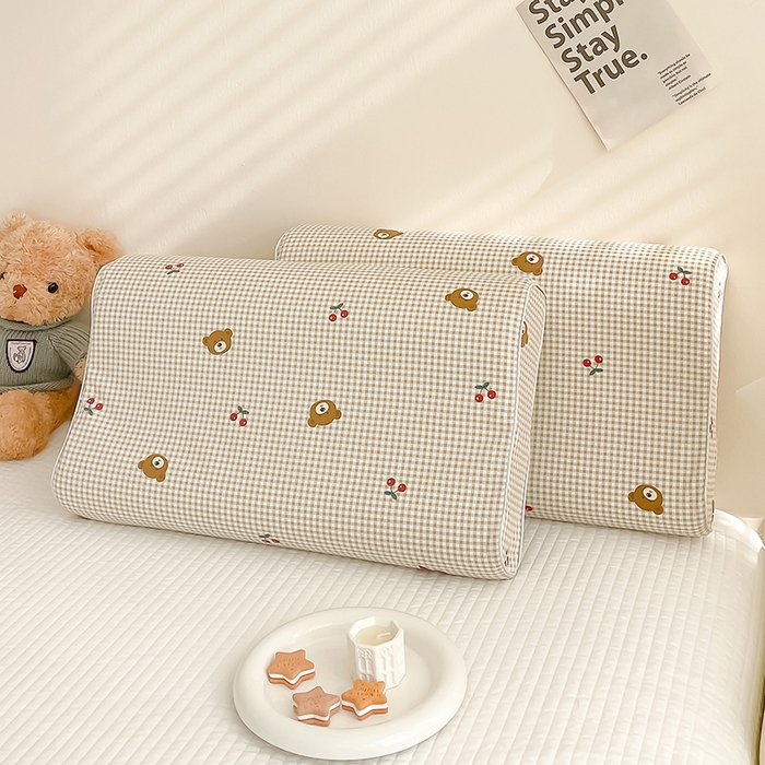 91家纺网 家纺一手货源 找家纺 良佐生活 2024新款A类铂金棉乳胶枕枕套 明星熊仔-咖