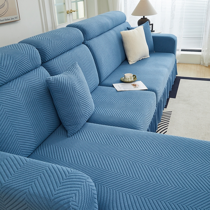 91家纺网 家纺一手货源 找家纺 千彤沙发垫 2024新款拉花绒-全包沙发套-人字纹系列 水蓝