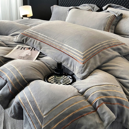 91家纺网 家纺一手货源 找家纺 （总）星蕴家纺 2024新款220克全消光牛奶绒四件套-马德里