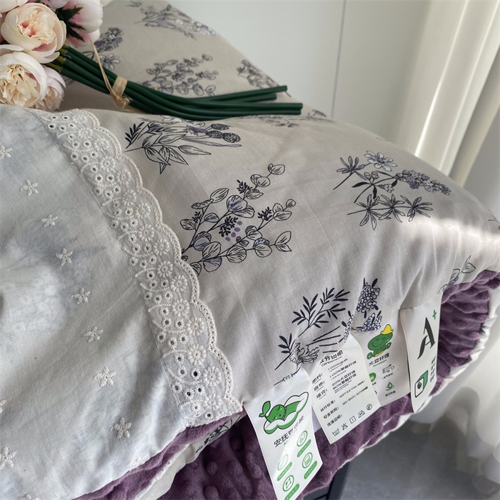 91家纺网 家纺一手货源 找家纺 2025新款秋冬季棉加豆豆绒法式花边款豆豆被被芯赫莲娜