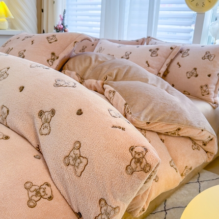 ME/ERA HOME寐时代 2024新款雪花绒印花四件套 咖色熊