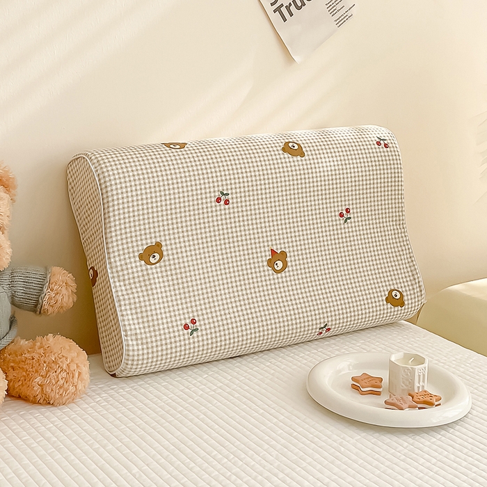 91家纺网 家纺一手货源 找家纺 良佐生活 2024新款A类铂金棉乳胶枕枕套 明星熊仔-咖