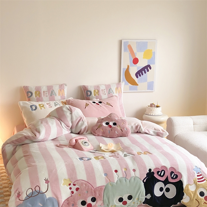 91家纺网 家纺一手货源 找家纺 （总）星野 2024新款高克重牛奶绒四件套-绒可爱多