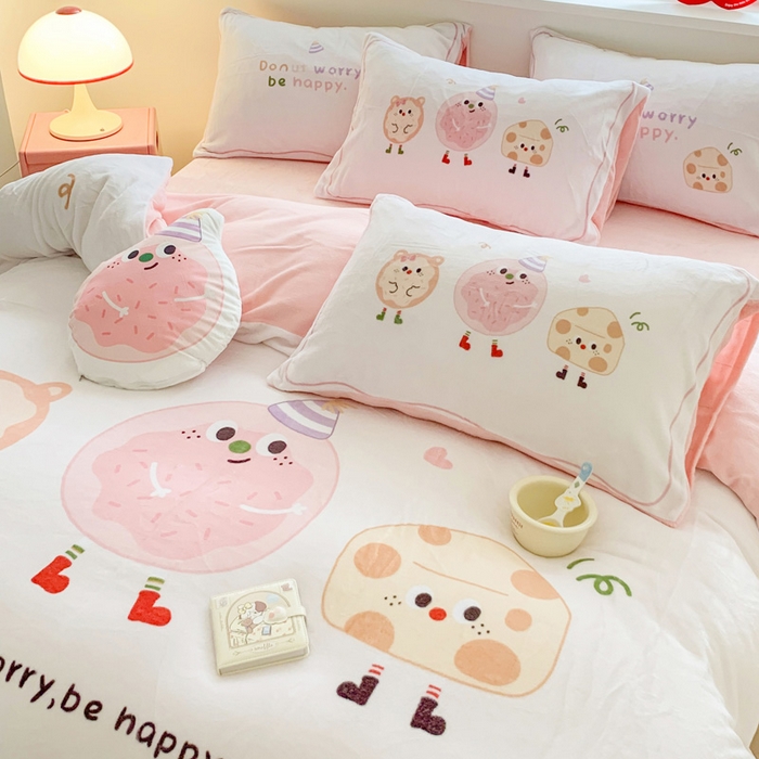 91家纺网 家纺一手货源 找家纺 澳萝拉 2024新款牛奶绒数码印花四件套 甜心奶酪