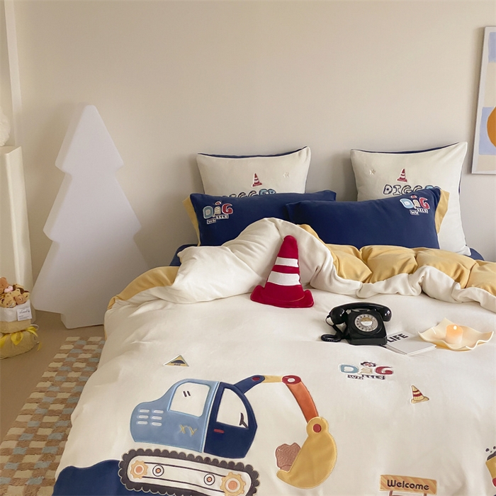 91家纺网 家纺一手货源 找家纺 （总）星野 2024新款高克重牛奶绒四件套-绒工程小分队