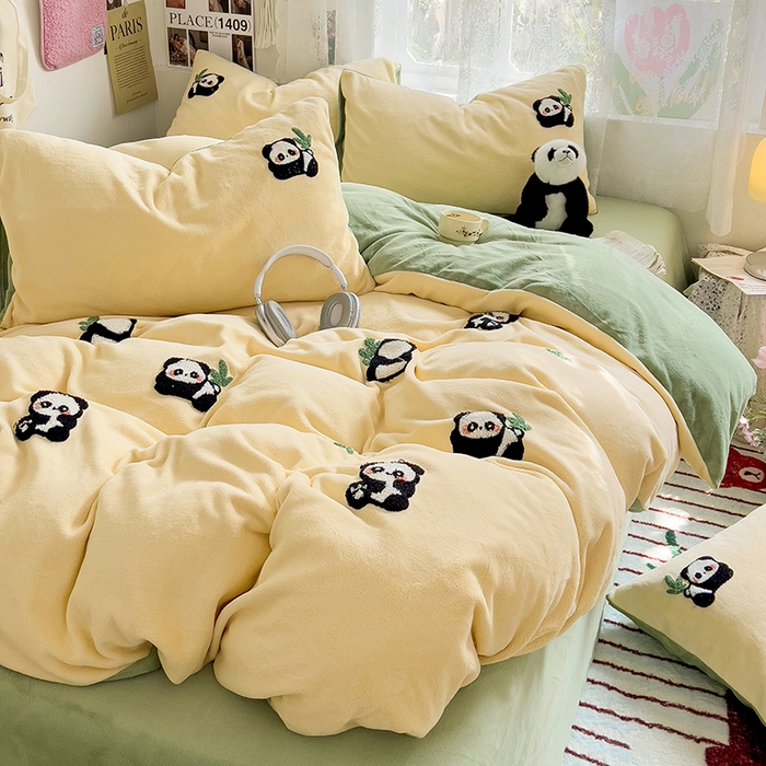 91家纺网 家纺一手货源 找家纺 眠帛家居 2024高克重牛奶绒卡通毛巾绣系列 丫丫