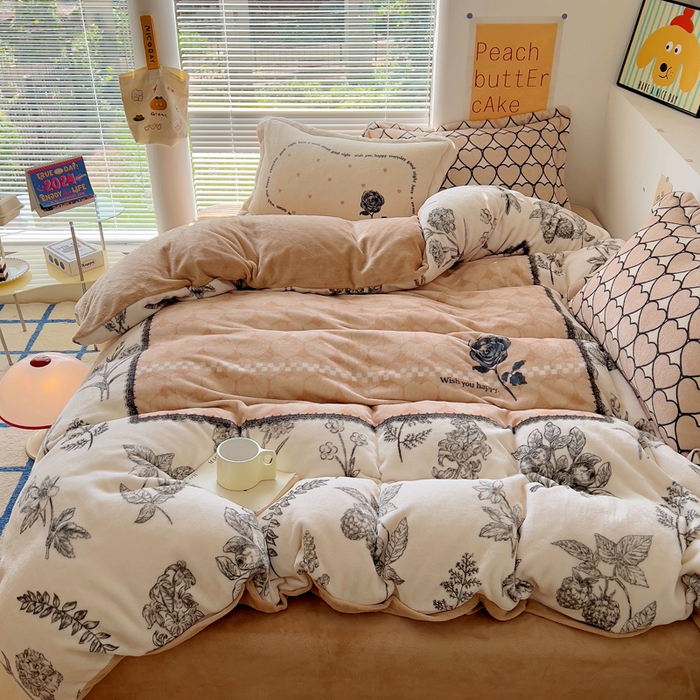 91家纺网 家纺一手货源 找家纺 金爱家 2024新款ins大版牛奶绒数码印花四件套 绒大版-汐颜