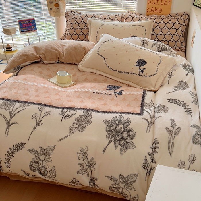 91家纺网 家纺一手货源 找家纺 金爱家 2024新款ins大版牛奶绒数码印花四件套 绒大版-汐颜