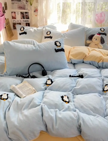 91家纺网 家纺一手货源 找家纺 眠帛家居 2024高克重牛奶绒卡通毛巾绣系列 企鹅