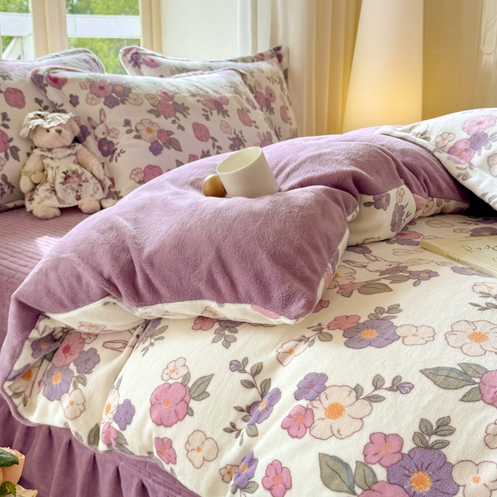 91家纺网 家纺一手货源 找家纺 富之航 2024新款印花牛奶绒床盖四件套 花间小兔