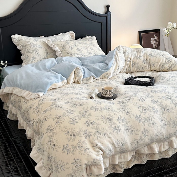 91家纺网 家纺一手货源 找家纺 潘朵拉家纺 2024爆款绒法式双层牛奶绒花边四件套 查理德