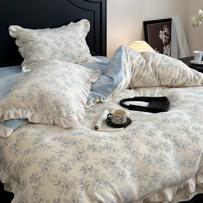 91家纺网 家纺一手货源 找家纺 潘朵拉家纺 2024爆款绒法式双层牛奶绒花边四件套 查理德