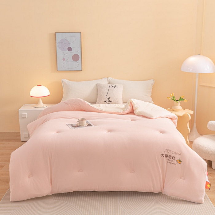 91家纺网 家纺一手货源 找家纺 佳居缘 2025新款小奶猫A类针织棉火山绒大豆被被子被芯软糯单人双人被芯冬被 奶油粉米黄双拼