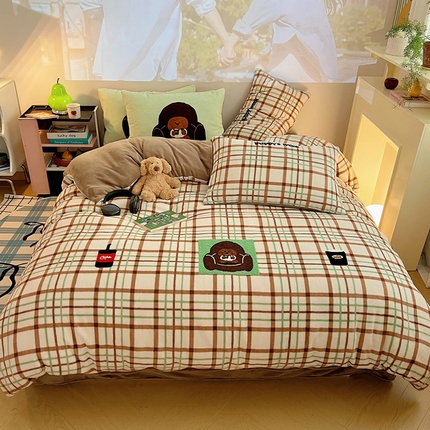 桃喜 2024新款230g牛奶绒绣花系列四件套 沙发小狗