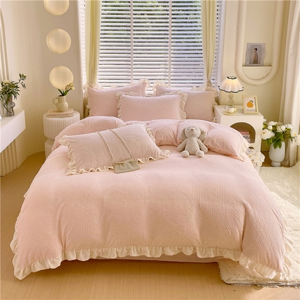 91家纺网 家纺一手货源 找家纺 （总）佰亿莱 2024新款韩版雕花绒四件套