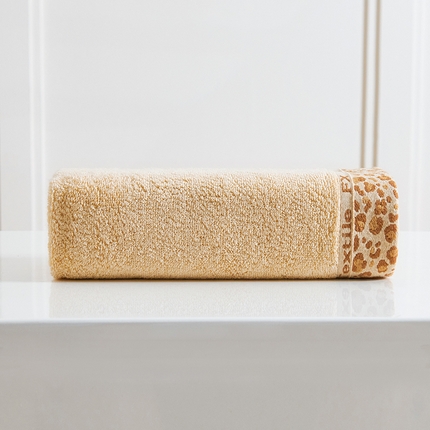 91家纺网 家纺一手货源 找家纺 （总）悦然毛巾被 2024新款32支全棉毛巾5A抗菌--豹纹