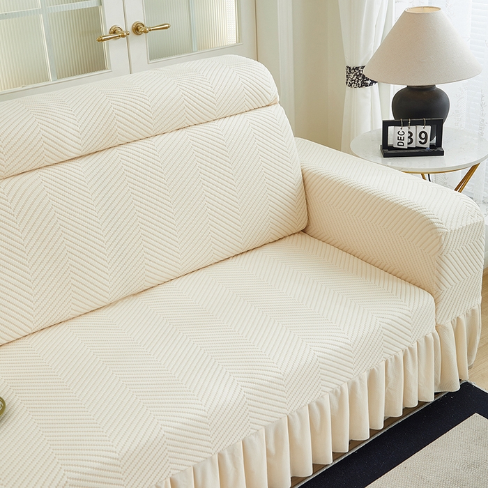 91家纺网 家纺一手货源 找家纺 千彤沙发垫 2024新款拉花绒-全包沙发套-人字纹系列 米黄