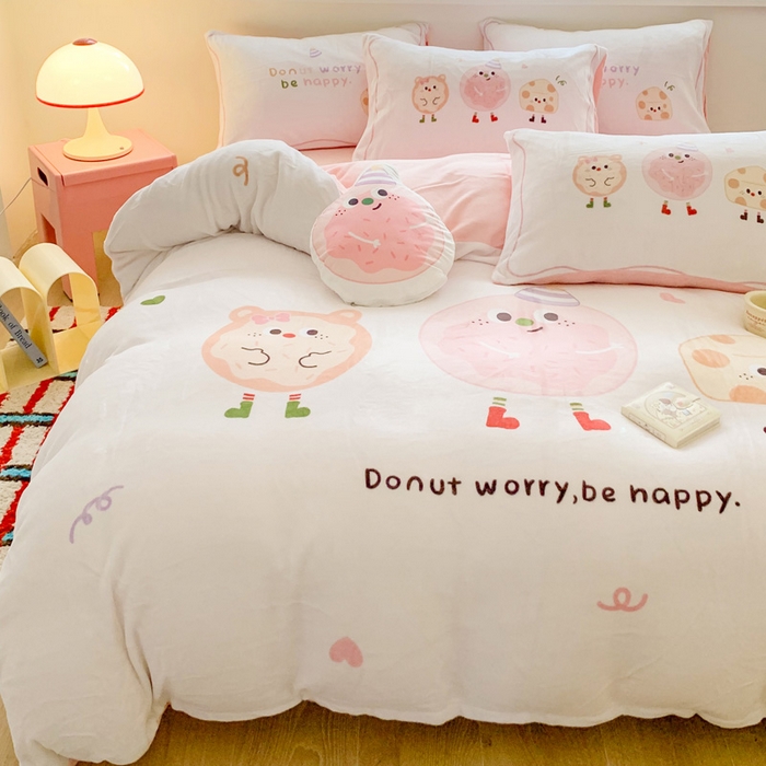 91家纺网 家纺一手货源 找家纺 澳萝拉 2024新款牛奶绒数码印花四件套 甜心奶酪