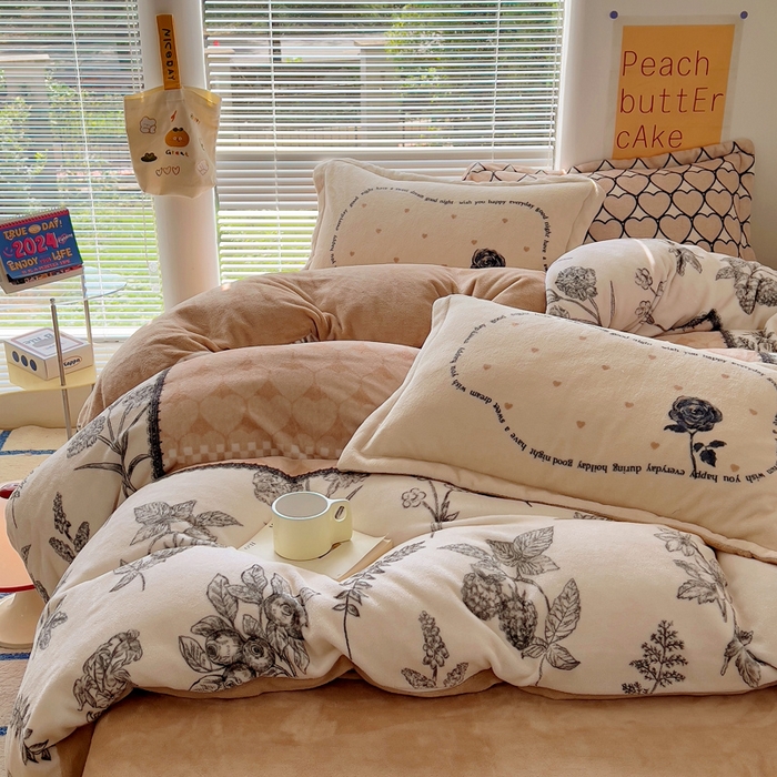 91家纺网 家纺一手货源 找家纺 金爱家 2024新款ins大版牛奶绒数码印花四件套 绒大版-汐颜