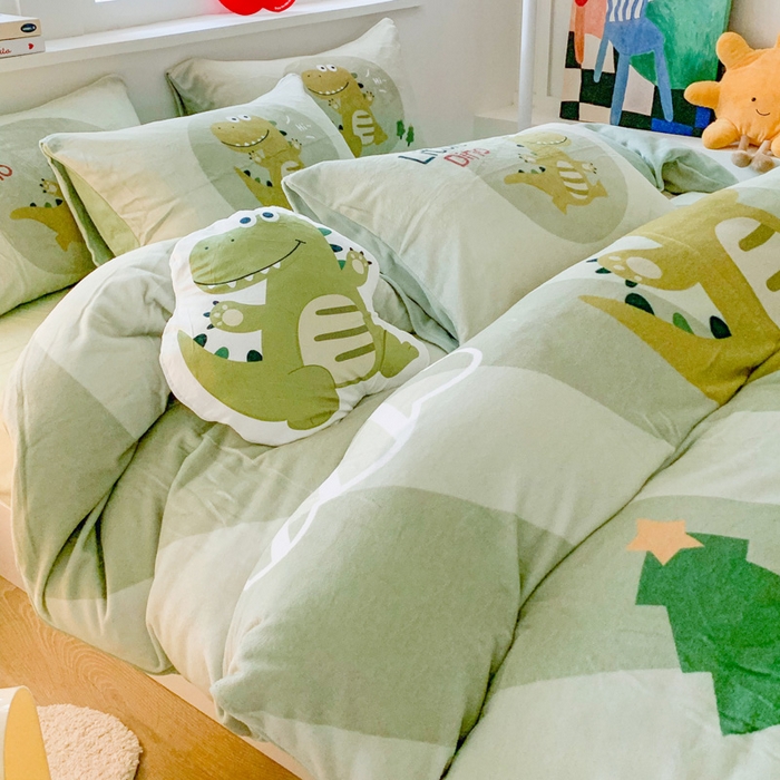 91家纺网 家纺一手货源 找家纺 澳萝拉 2024新款牛奶绒数码印花四件套 滑板龙