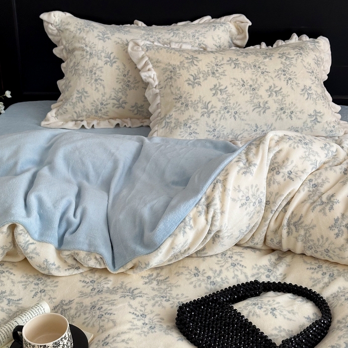 91家纺网 家纺一手货源 找家纺 潘朵拉家纺 2024爆款绒法式双层牛奶绒花边四件套 查理德