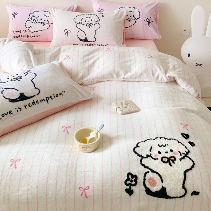 91家纺网 家纺一手货源 找家纺 （总）澳萝拉 2024新款牛奶绒毛巾绣四件套