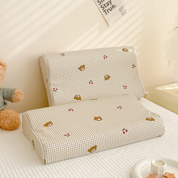 91家纺网 家纺一手货源 找家纺 良佐生活 2024新款A类铂金棉乳胶枕枕套 明星熊仔-咖