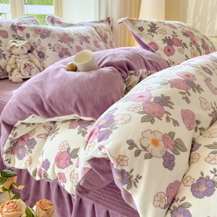 91家纺网 家纺一手货源 找家纺 富之航 2024新款印花牛奶绒床盖四件套 花间小兔