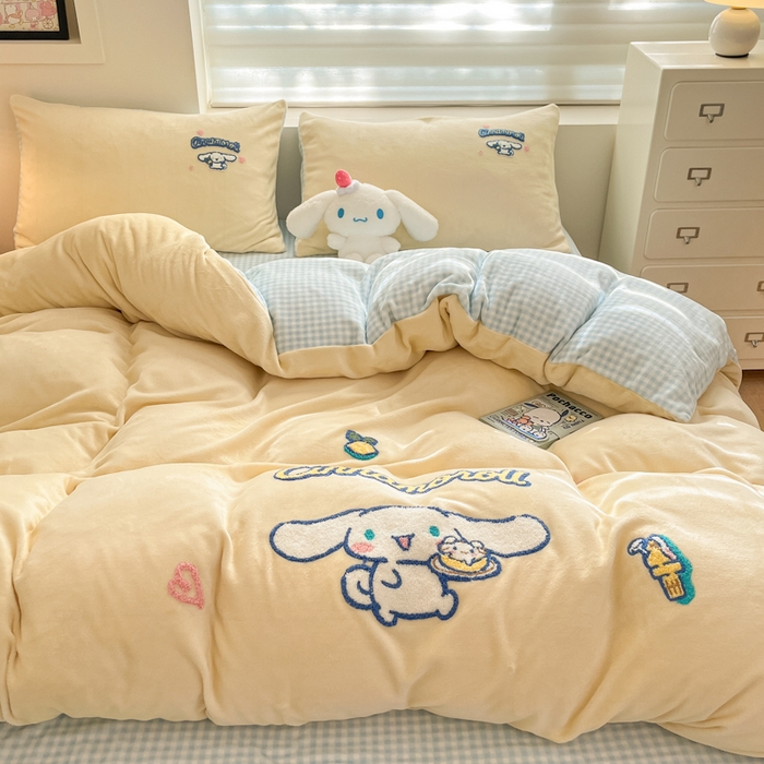 91家纺网 家纺一手货源 找家纺 金爱家 2024新款正版三丽鸥授权毛巾绣刺绣工艺加厚牛奶绒系列四件套 绒毛巾绣-清新大耳狗