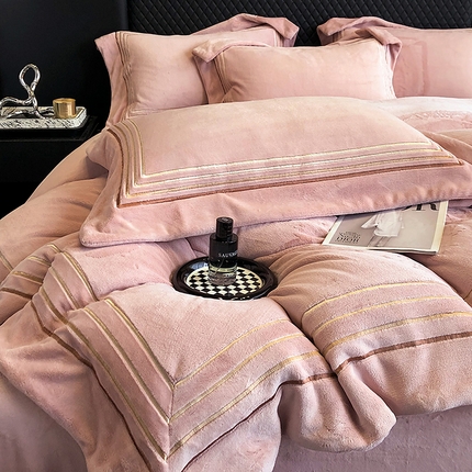 91家纺网 家纺一手货源 找家纺 （总）星蕴家纺 2024新款220克全消光牛奶绒四件套-马德里