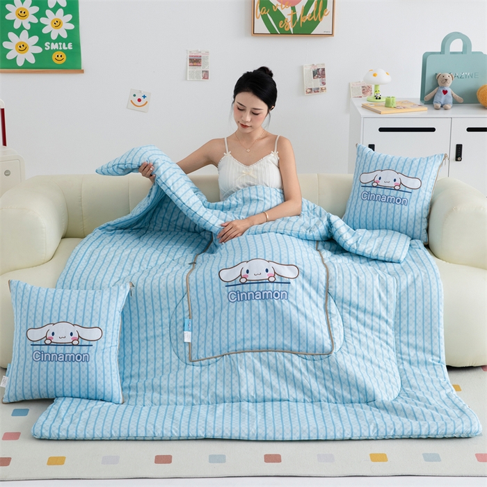 91家纺网 家纺一手货源 找家纺 照世家纺 2024新款亲肤舒适三丽鸥可爱卡通抱枕被 玉桂狗