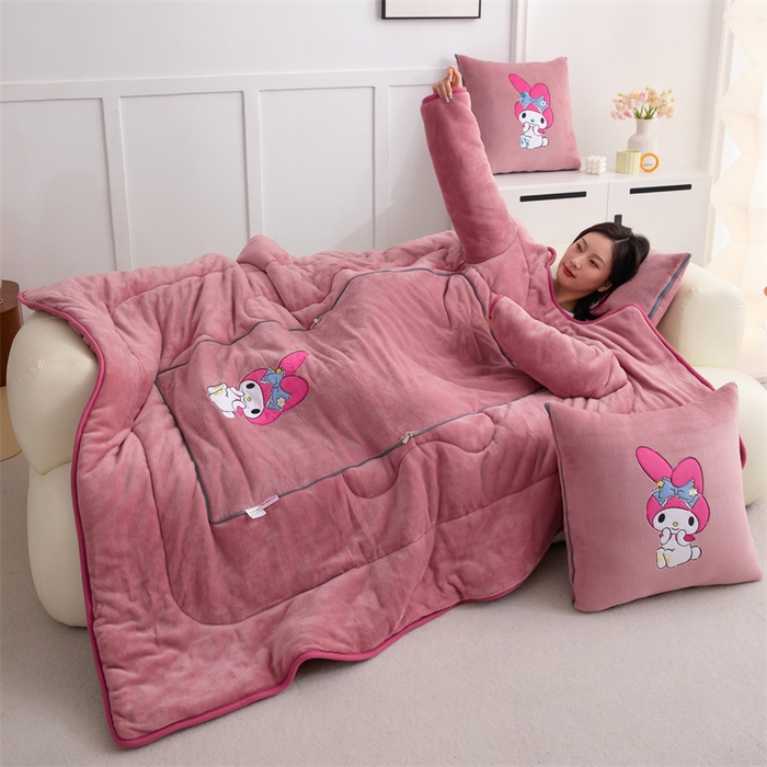 91家纺网 家纺一手货源 找家纺 照世家纺 2024新款卡通三丽鸥懒人抱枕被 美乐蒂