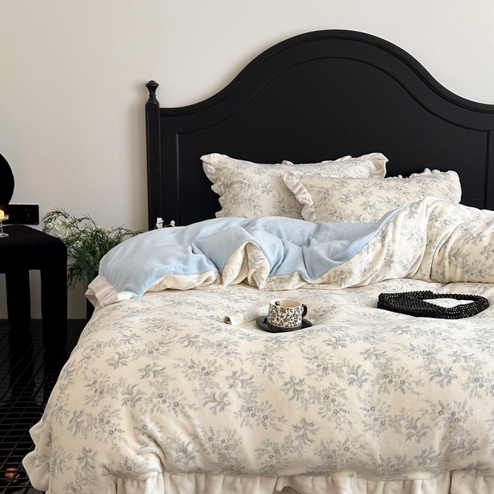 91家纺网 家纺一手货源 找家纺 潘朵拉家纺 2024爆款绒法式双层牛奶绒花边四件套 查理德