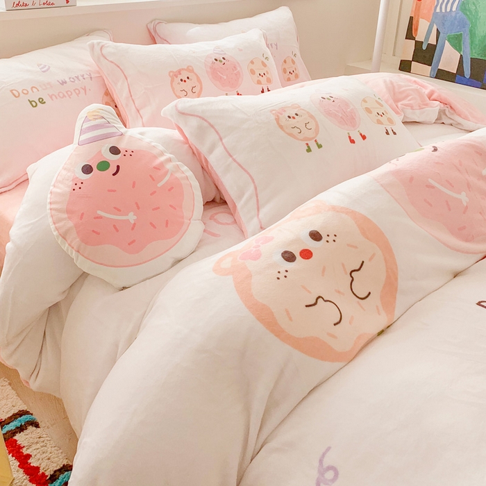 91家纺网 家纺一手货源 找家纺 澳萝拉 2024新款牛奶绒数码印花四件套 甜心奶酪